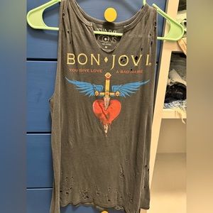 Distressed Tank from Buckle